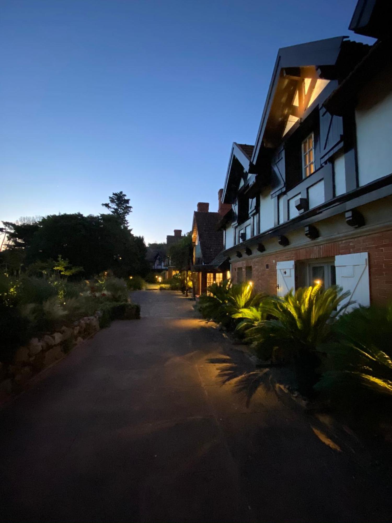 Hotel L'Auberge بونتا دل استي المظهر الخارجي الصورة